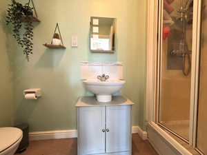 Photo 16- click for photo gallery